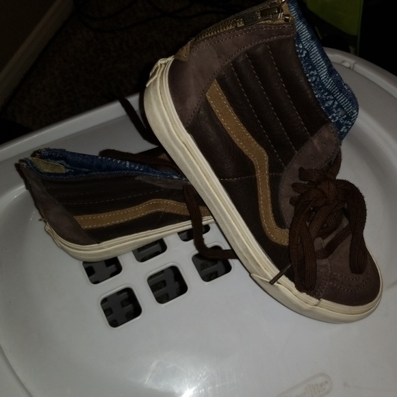 vans dark brown